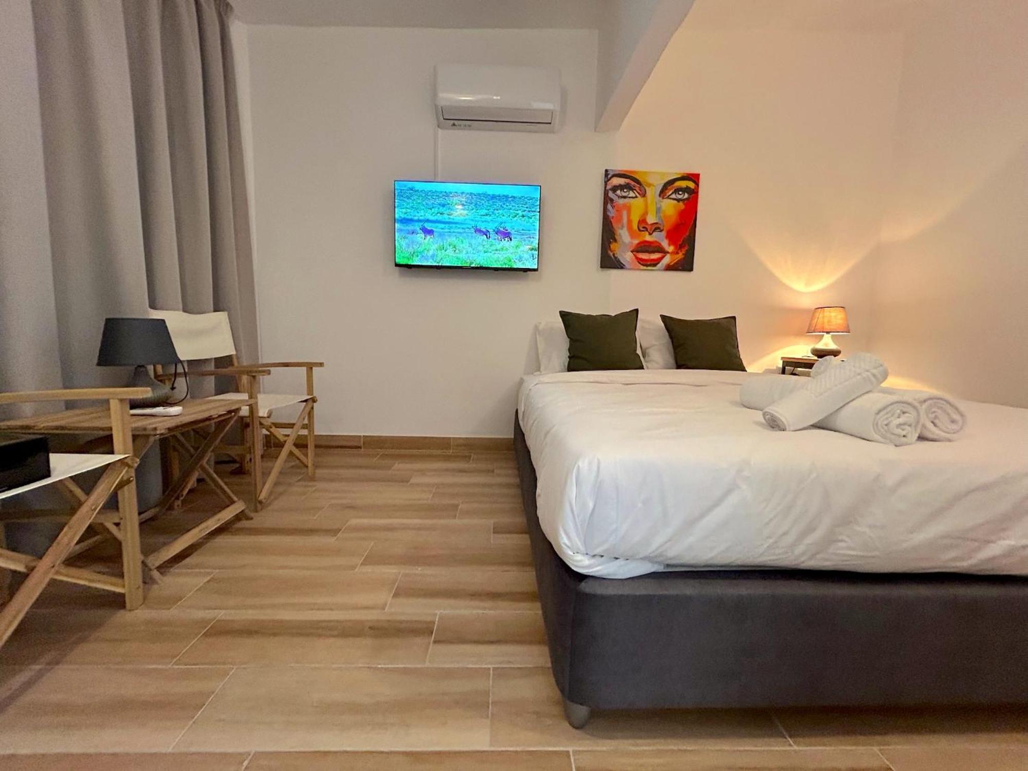 Queen Regina Suites By Platform 357 Nicosia Exterior photo