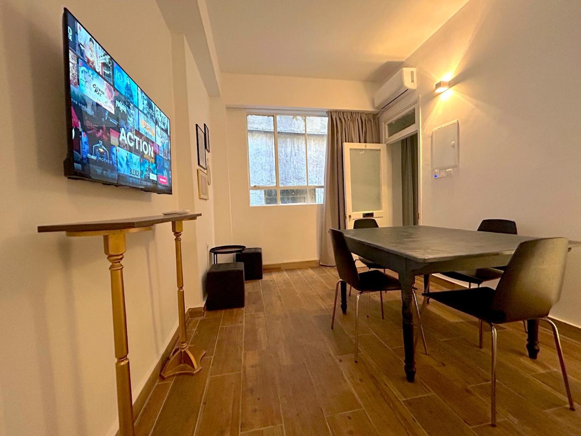 Queen Regina Suites By Platform 357 Nicosia Exterior photo